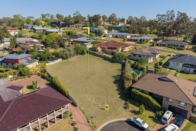 /international/au/15-bill-watson-court-armidale-nsw-204684180/
