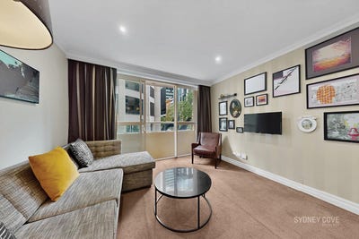 /international/au/216-2-bond-street-sydney-nsw-151321152/