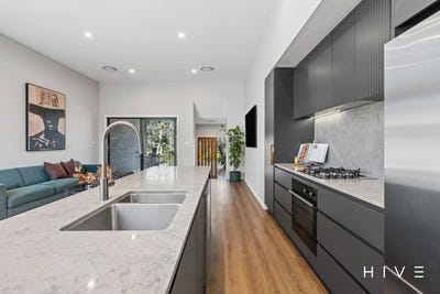/international/au/3-8-powlett-street-kaleen-act-151050988/