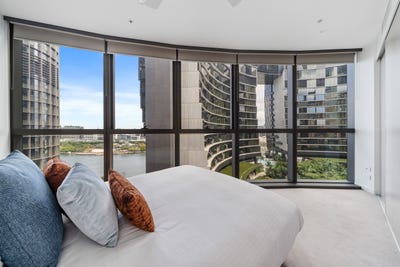 /international/au/1105-8-margaret-st-brisbane-city-qld-152336952/
