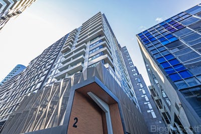 /international/au/1806-2-claremont-street-south-yarra-vic-148493268/
