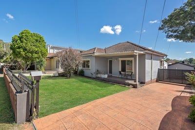 /international/au/227-moorefields-road-roselands-nsw-150802248/