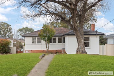 /international/au/6-owen-way-west-bathurst-nsw-148484324/
