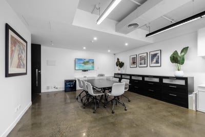 /international/au/suite-516-50-holt-street-surry-hills-nsw-505105216/