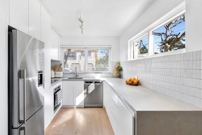 /international/au/9-115-ocean-street-narrabeen-nsw-151324488/