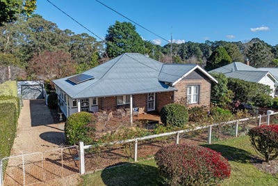 /international/au/39-william-street-bundanoon-nsw-151527428/