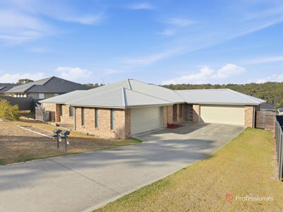 /international/au/1-31-arundel-drive-armidale-nsw-151127048/
