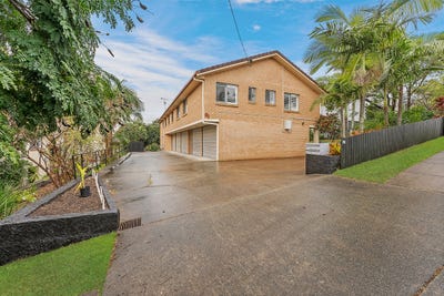 /international/au/3-61-haig-street-gordon-park-qld-148455716/