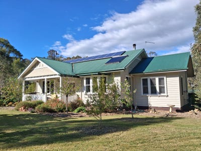 /international/au/82-dermody-road-stratford-vic-152524672/