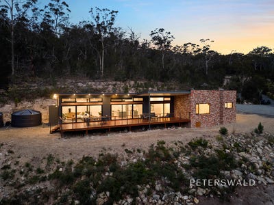 /international/au/826-gellibrand-drive-sandford-tas-152475976/