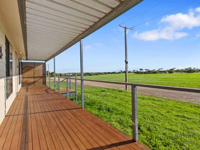 /international/au/5-first-street-port-moorowie-sa-151553272/