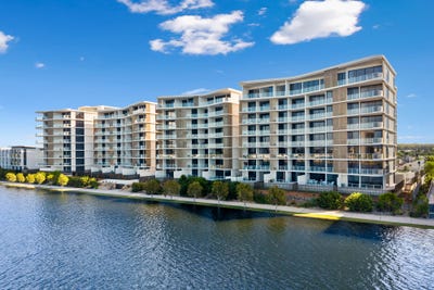 /international/au/702-11-waterside-retreat-birtinya-qld-150945796/