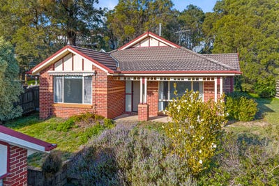 /international/au/34-wattletree-drive-mount-helen-vic-151498948/