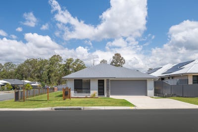 /international/au/34-cash-street-d-aguilar-qld-152466820/