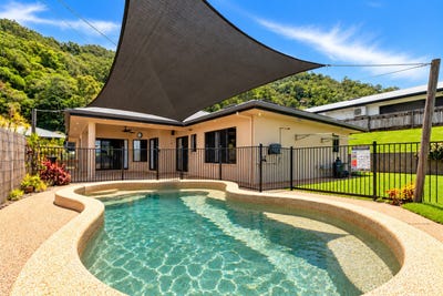/international/au/44-mayflower-street-mount-sheridan-qld-152632884/