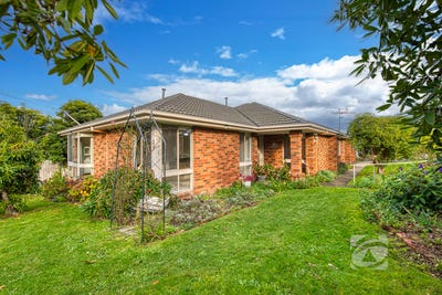 /international/au/29-campbell-street-garfield-vic-151358540/
