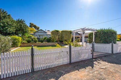 /international/au/30-lewis-street-lamington-wa-151241196/