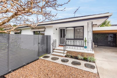 /international/au/4-165-barrabool-road-highton-vic-152688964/