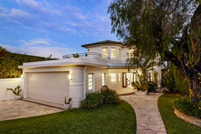 /international/au/33-ponsonby-parade-seaforth-nsw-151458568/