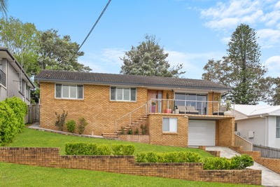 /international/au/11-braemar-drive-wamberal-nsw-152570836/