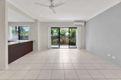 /international/au/7-170-whiting-street-labrador-qld-151678288/