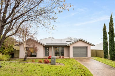 /international/au/12-ivy-place-mount-gambier-sa-148496544/