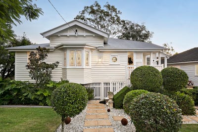 /international/au/25-geera-street-coorparoo-qld-151232068/