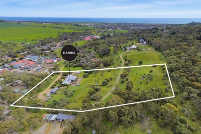 /international/au/16-george-drive-yankalilla-sa-152065404/