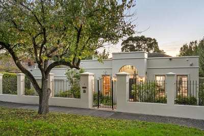 /international/au/5-power-avenue-toorak-vic-151365736/