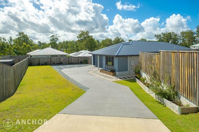 /international/au/4-agapanthus-place-southside-qld-151185696/