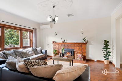 /international/au/27-agnes-street-mount-gambier-sa-150913040/