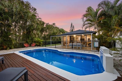 /international/au/20-portreeves-place-arundel-qld-150947288/