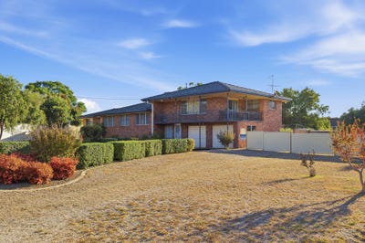 /international/au/11-mcdonald-crescent-tamworth-nsw-151054332/