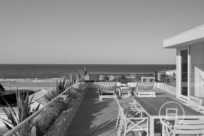 /international/au/182b-hedges-avenue-mermaid-beach-qld-152317012/