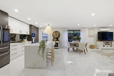 /international/au/4-ronan-court-spreyton-tas-151442564/