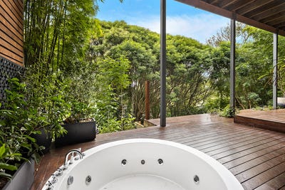 /international/au/8-masthead-place-berkeley-nsw-148172004/