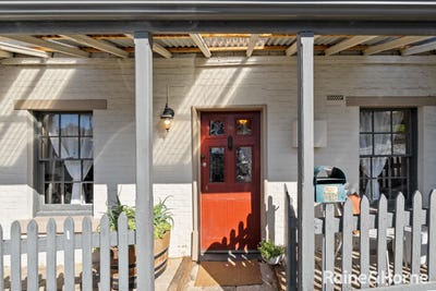 /international/au/316-bathurst-street-west-hobart-tas-152316644/