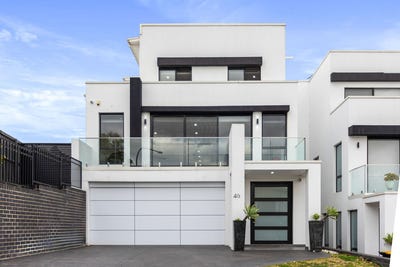 /international/au/2-4-burrawang-close-kingswood-nsw-148533900/
