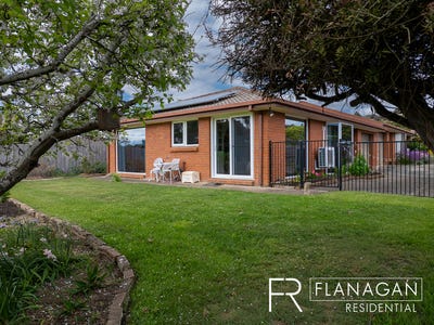 /international/au/unit-2-11-diana-court-riverside-tas-152669720/
