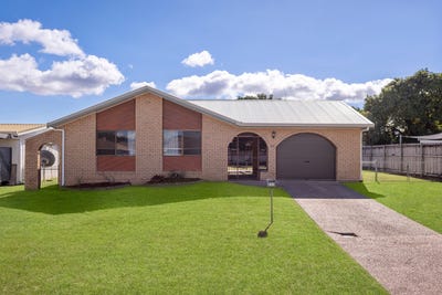 /international/au/46-cypress-drive-annandale-qld-151336688/