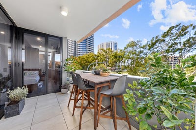 /international/au/210-3-finch-drive-eastgardens-nsw-148402108/
