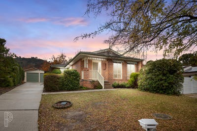 /international/au/16-wilson-crescent-banks-act-151380644/
