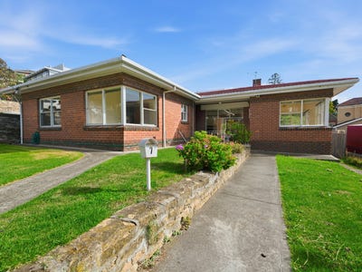 /international/au/7-lyndhurst-avenue-north-hobart-tas-150793052/
