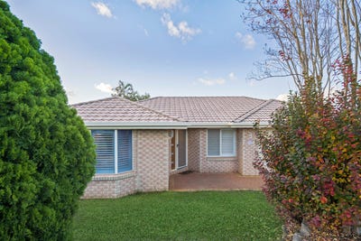 /international/au/3-byng-road-birkdale-qld-151557900/