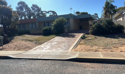 /international/au/33-larkin-street-kambalda-east-wa-151273160/