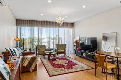 /international/au/25-405-oxford-street-mount-hawthorn-wa-151103340/