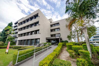 /international/au/12-146-148-bundall-road-bundall-qld-505210212/