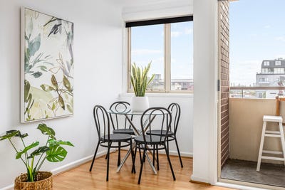 /international/au/7-29-dalgety-street-st-kilda-vic-148535960/?lang=en