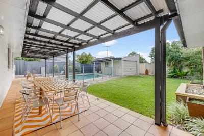/international/au/5-yilleen-court-mooloolaba-qld-151003984/