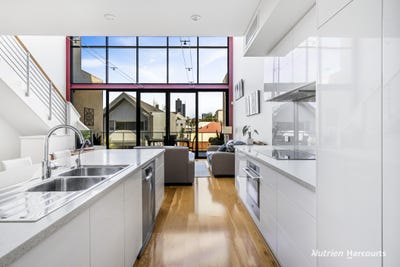 /international/au/30-edith-street-perth-wa-151117696/